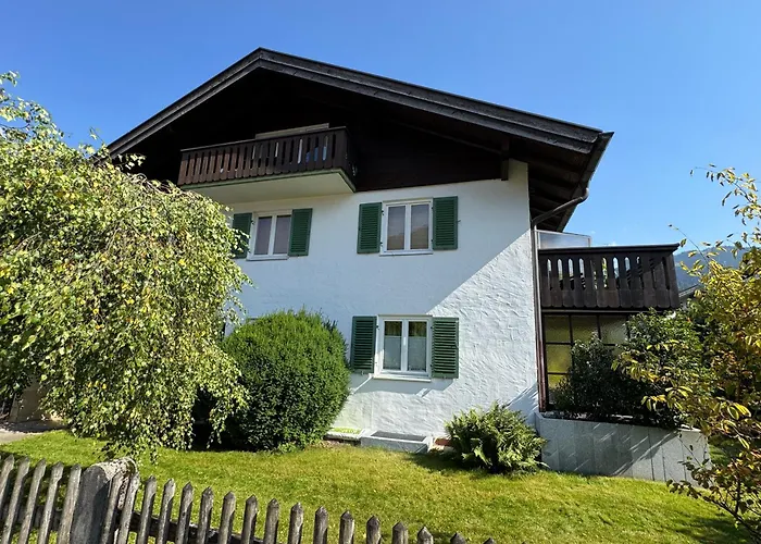 Baerenalp Ferienwohnen * גרמיש-פרטנקירכן